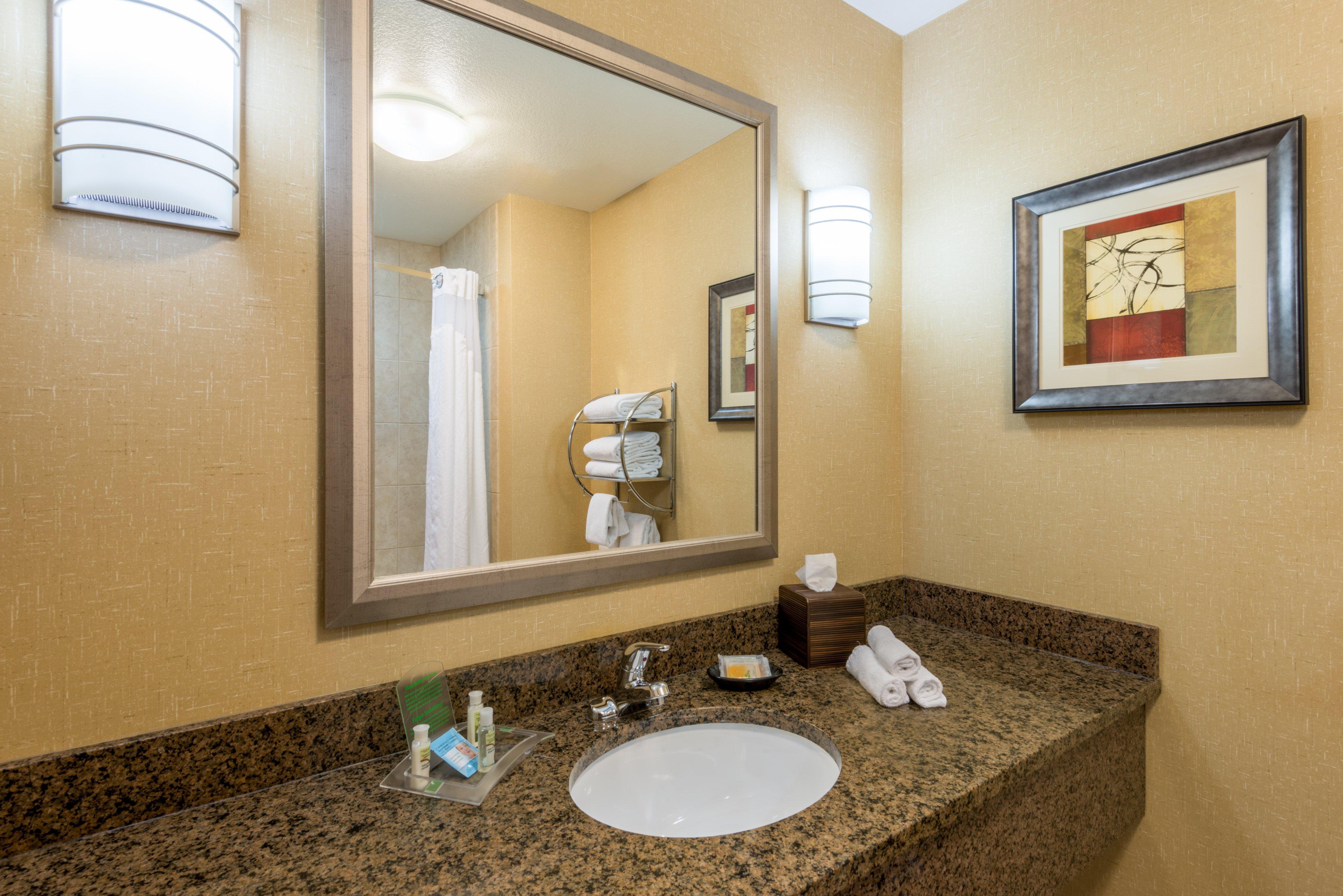 Holiday Inn Hotel & Suites Grand Junction-Airport By Ihg Exterior foto