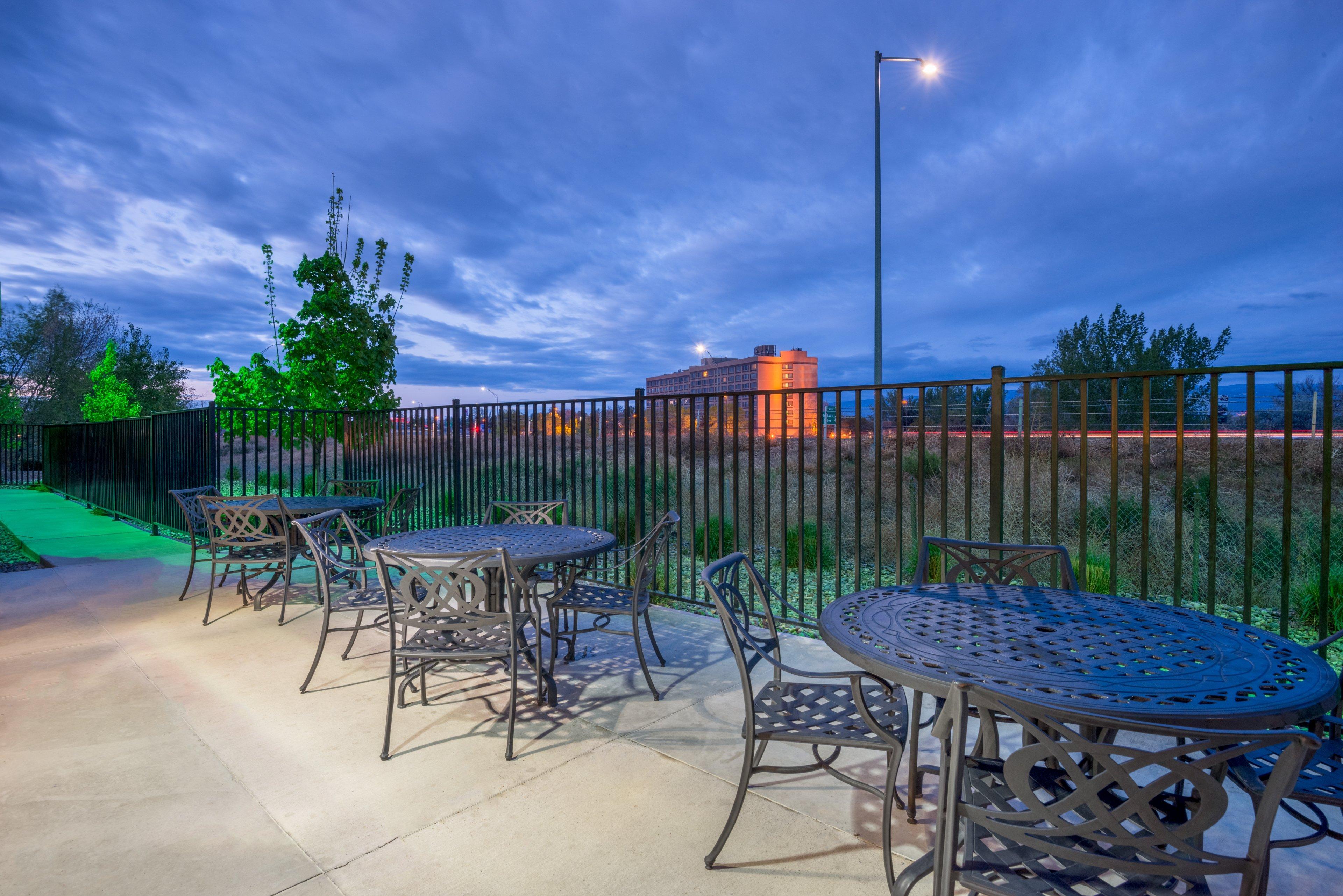 Holiday Inn Hotel & Suites Grand Junction-Airport By Ihg Exterior foto