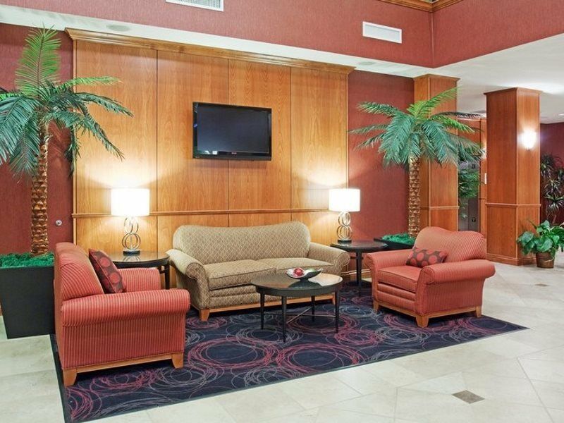 Holiday Inn Hotel & Suites Grand Junction-Airport By Ihg Exterior foto